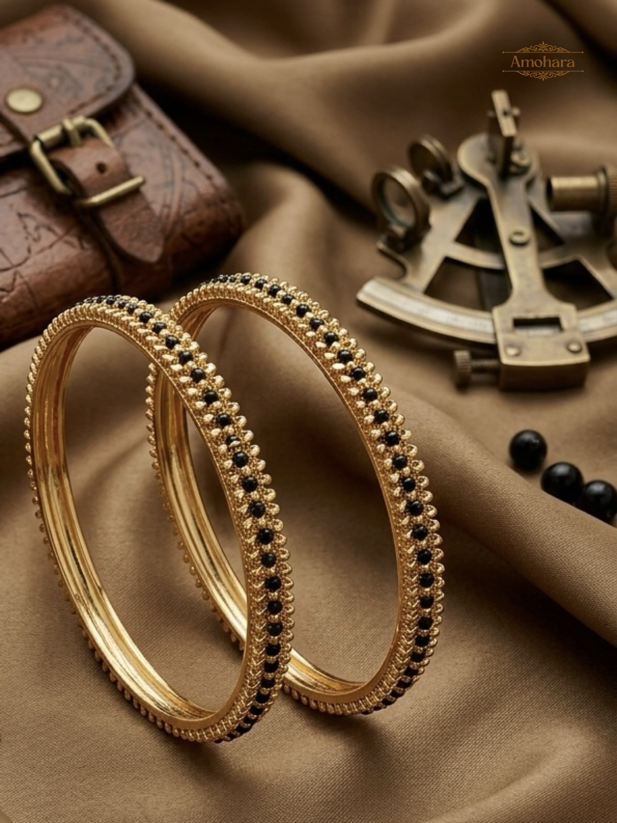 Noir Bead Luxe Gold Cover Bangles
