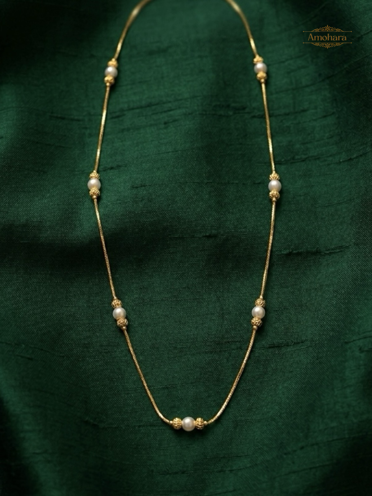 Pearl Glow Chain Necklace