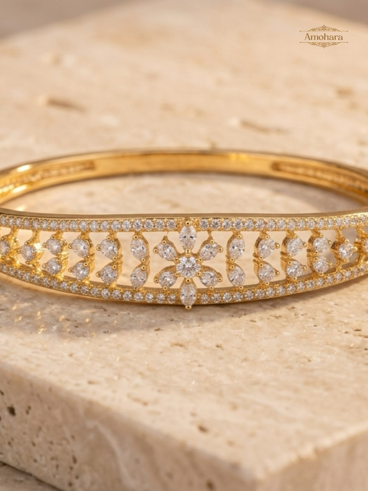 Golden Lattice Sparkle Bangle bracelet