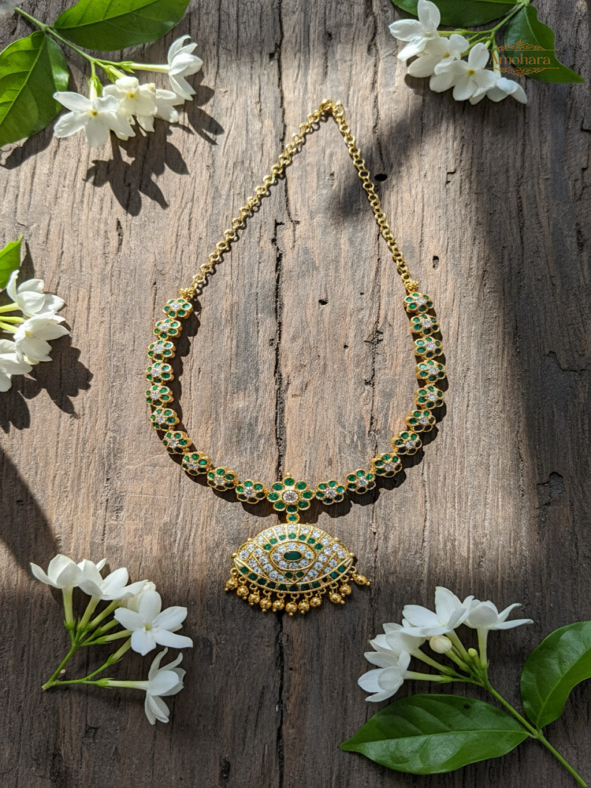 Green & white stone oval Adige Necklace