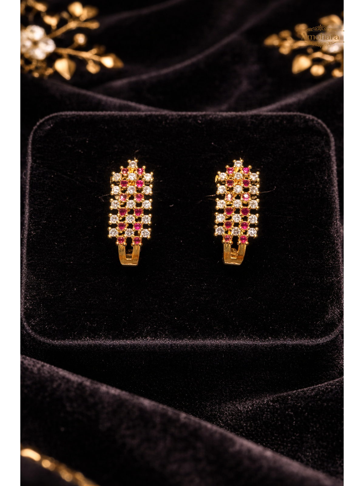 Matrix Red & white J stud