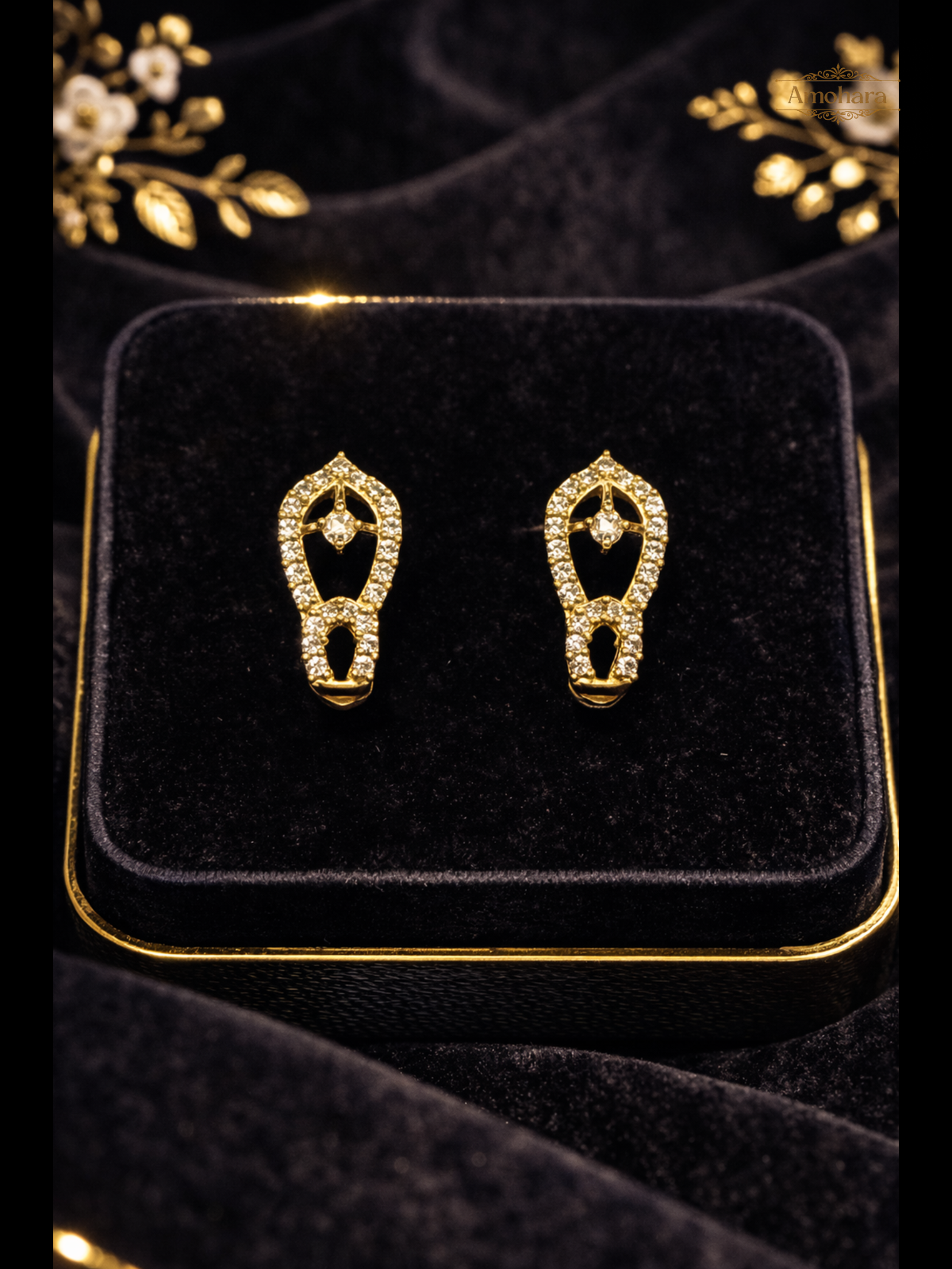 White J stud Open Design
